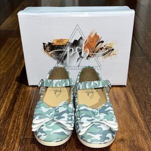 Kids Camouflage Dress Shoes